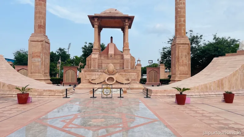 Forts & Palaces — Jaipur photo 36