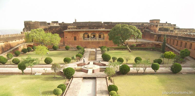 Forts & Palaces — Jaipur photo 14