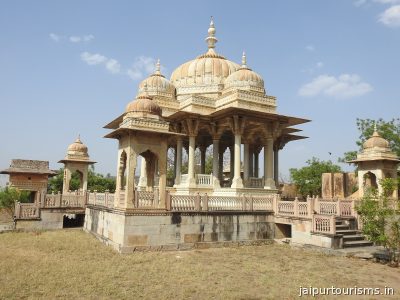 Royal Gaitor Ki Chhatriyan