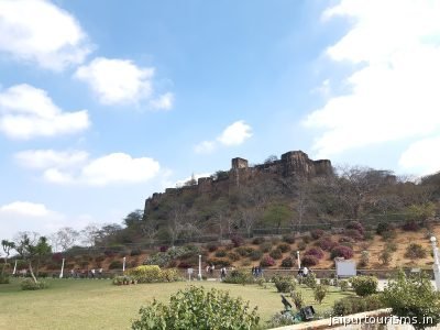Khole Ke Hanuman Ji Temple