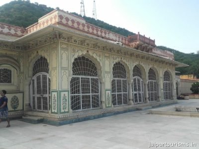 Sisodia Rani Garden