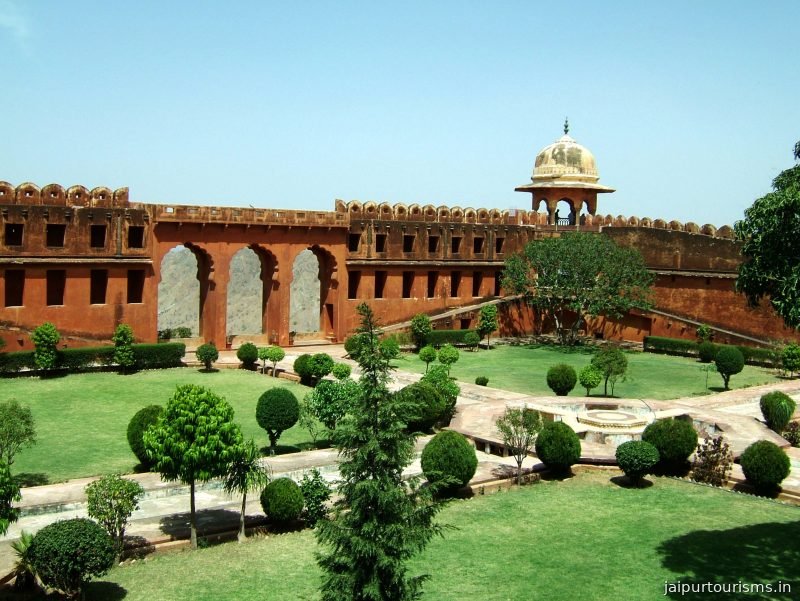 Jaigarh Fort