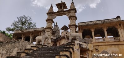 Jagat Shiromani Temple