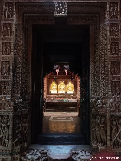 Sanghiji Digambar Jain Temple