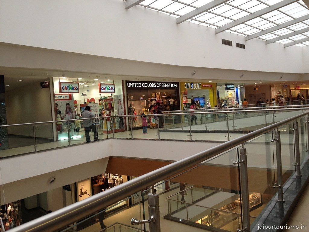 Triton Mall