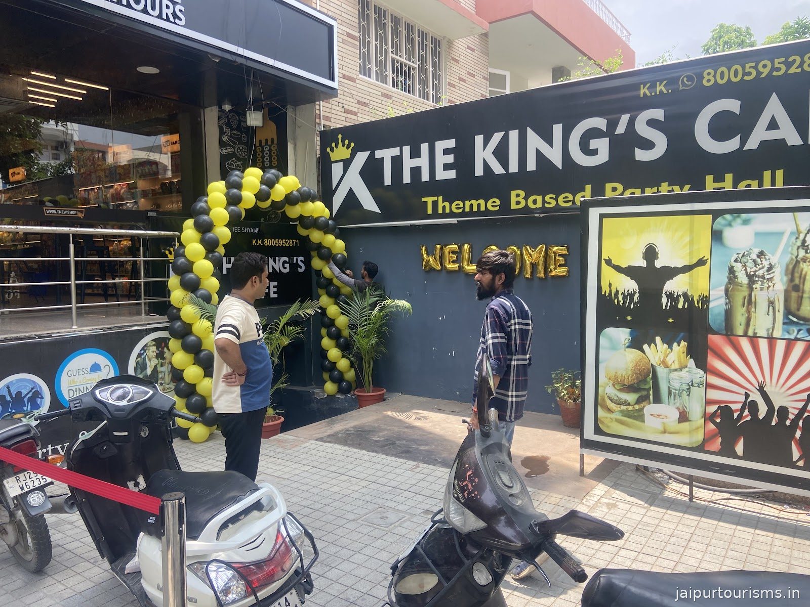 THE KING’S CAFE