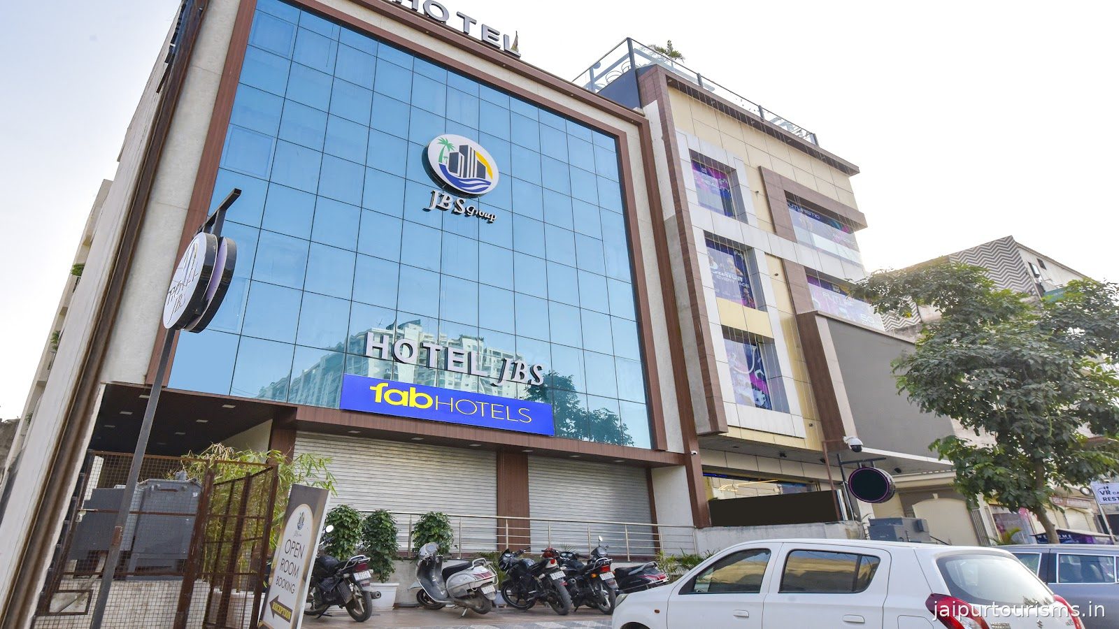 FabHotel LFC