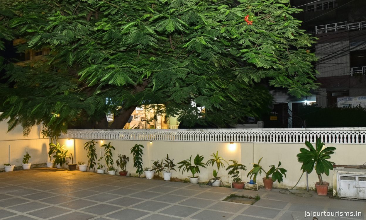 Dev Stays by Sandeep | Jaipur City Centre
