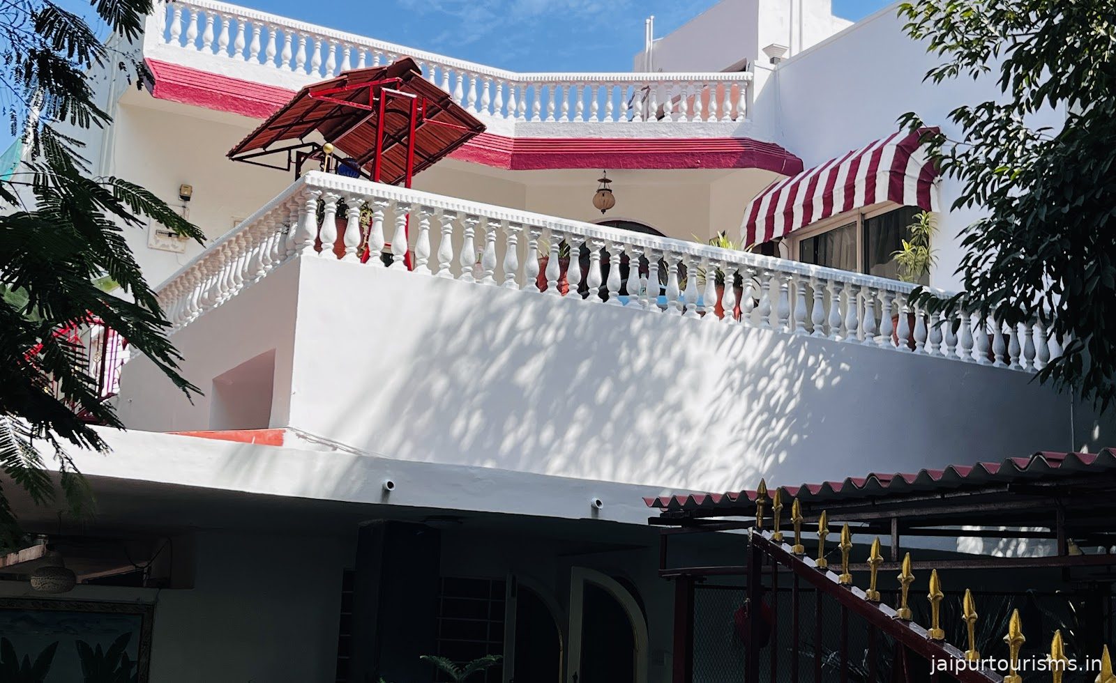 Pratap Bhawan Cuisine & Homestay