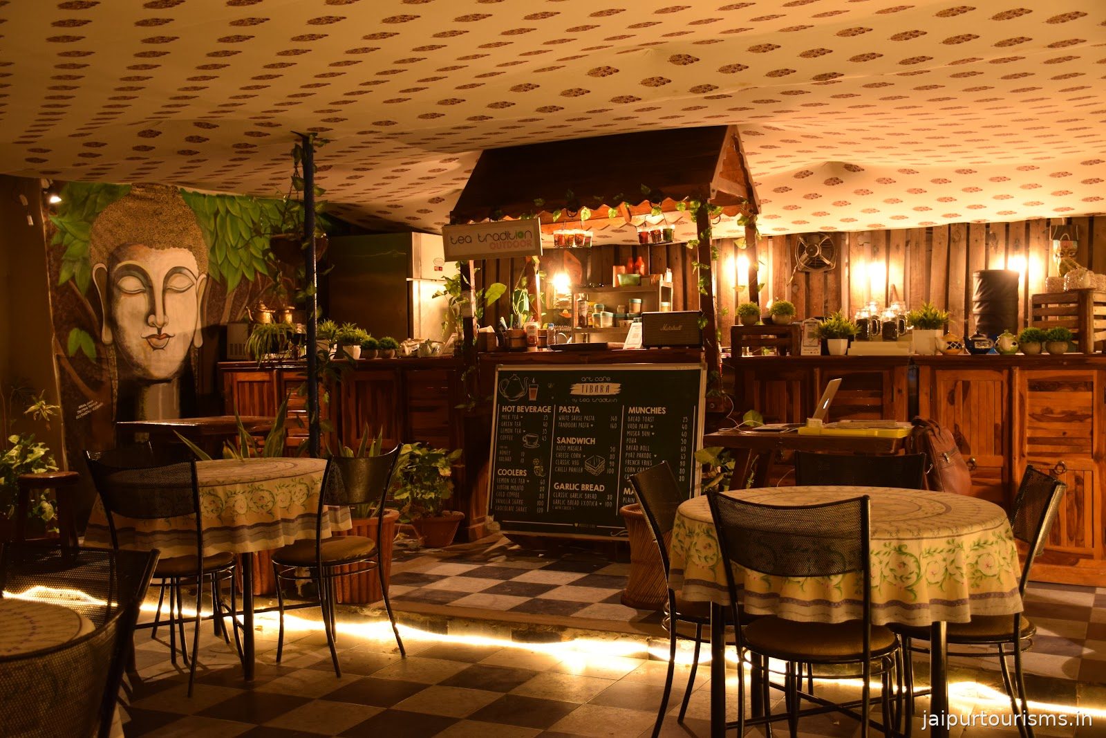 Tibara Art Café