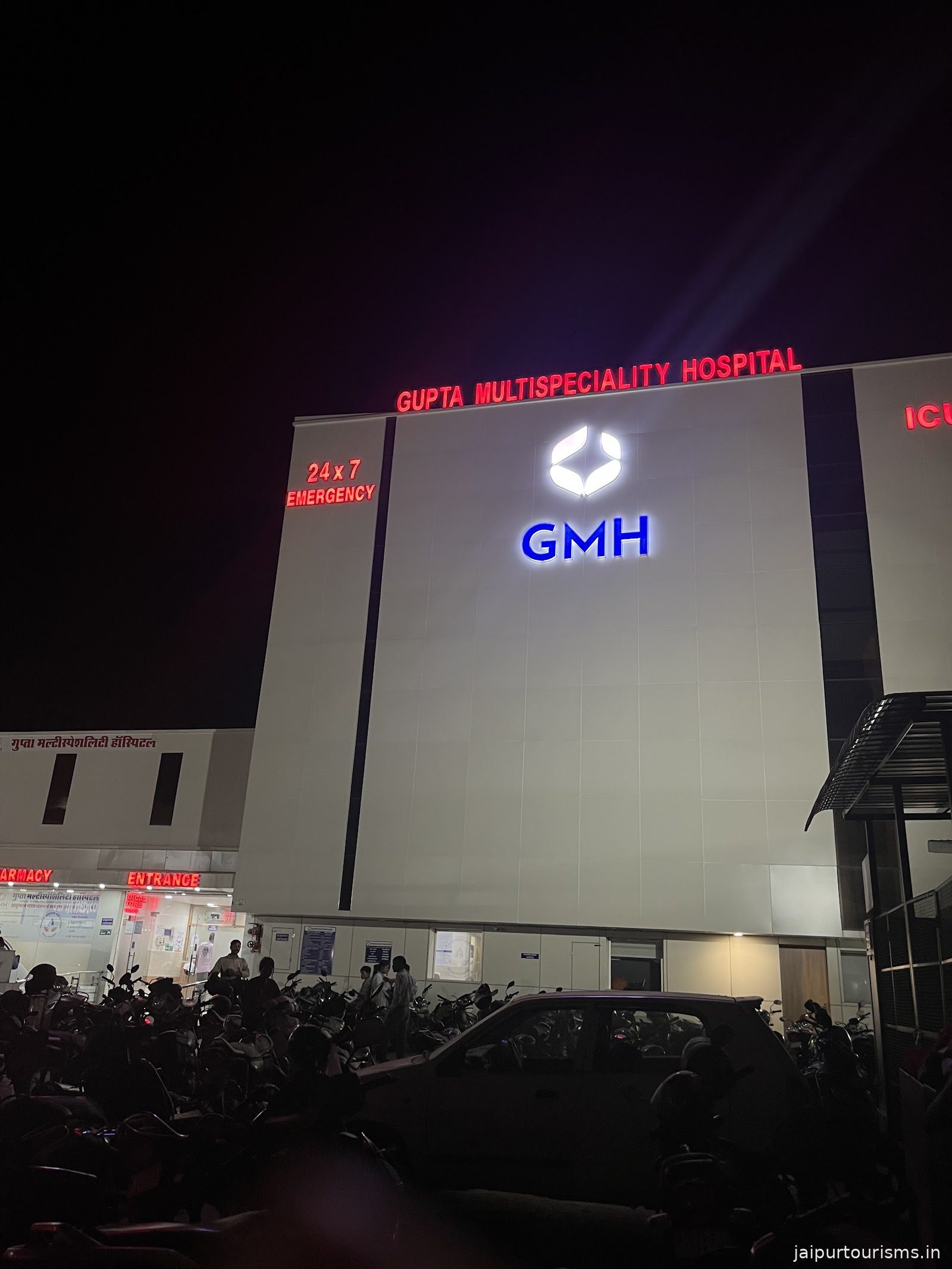 Dr. Rishabh Gupta ( D.M. Gastro - Gold medalist - sms hospital, jaipur )