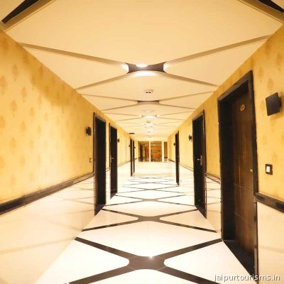 Hotel City Crown
