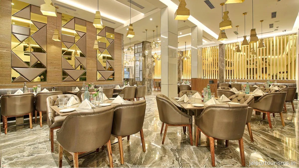 14 Tables Restaurant