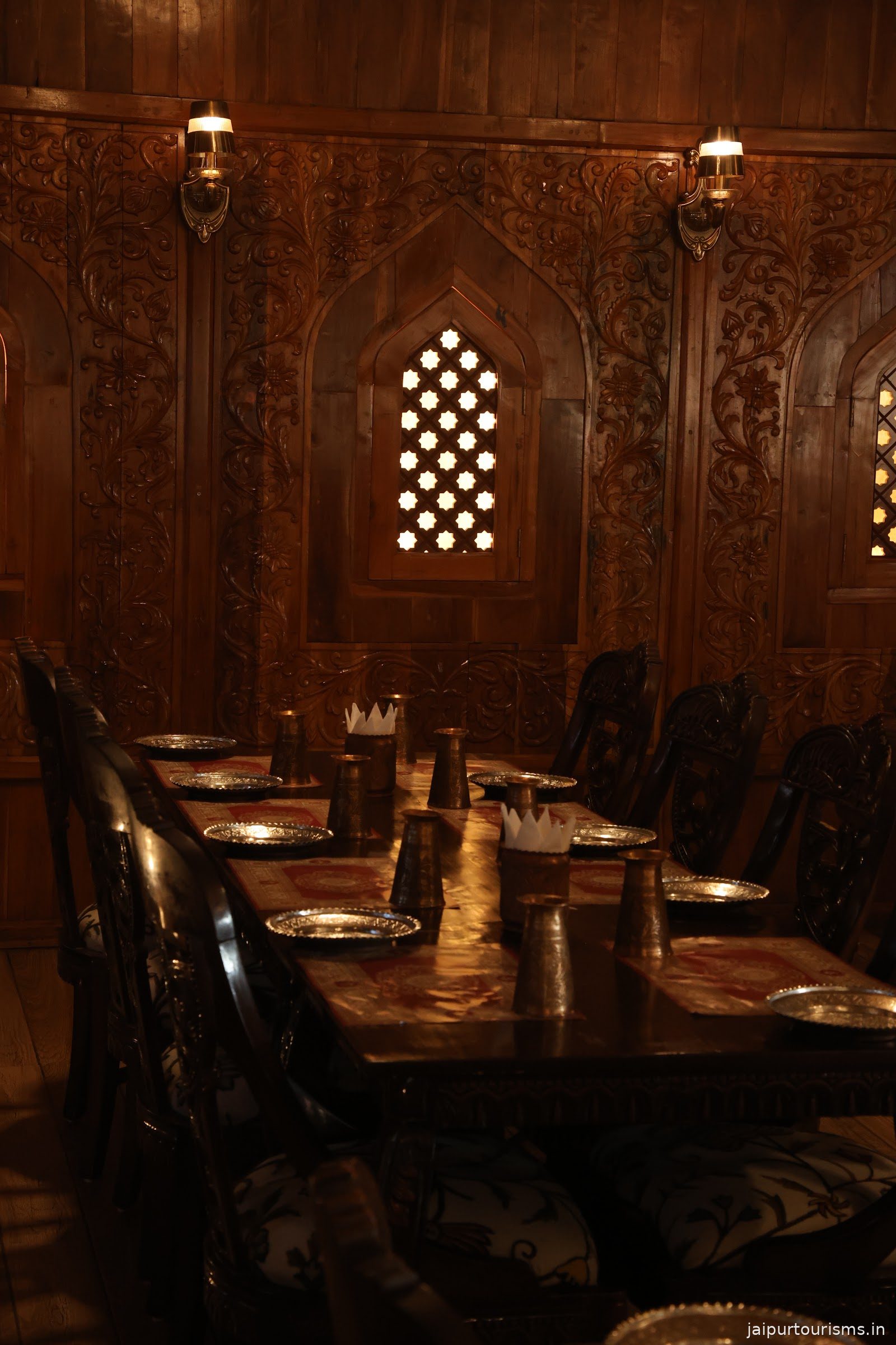 Zarpar - Multi Cuisine - Veg and Non Veg Restaurant