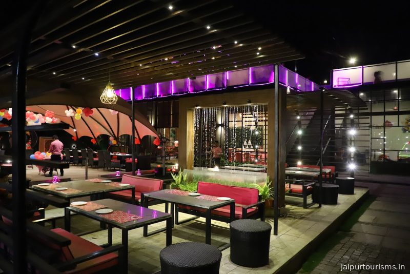 Gulabi Nagari Restaurant & banquet — Jaipur