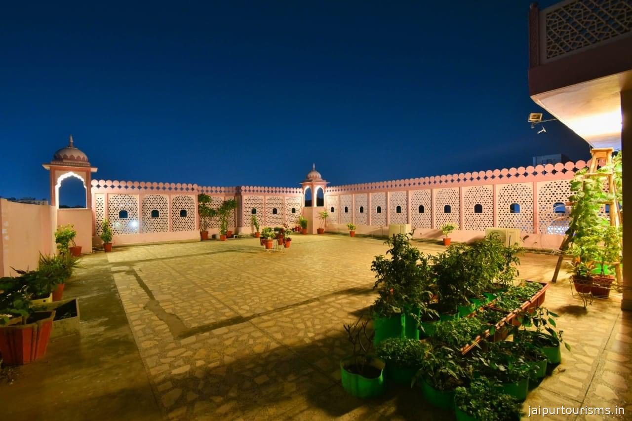 Hotel Jaisingh Palace