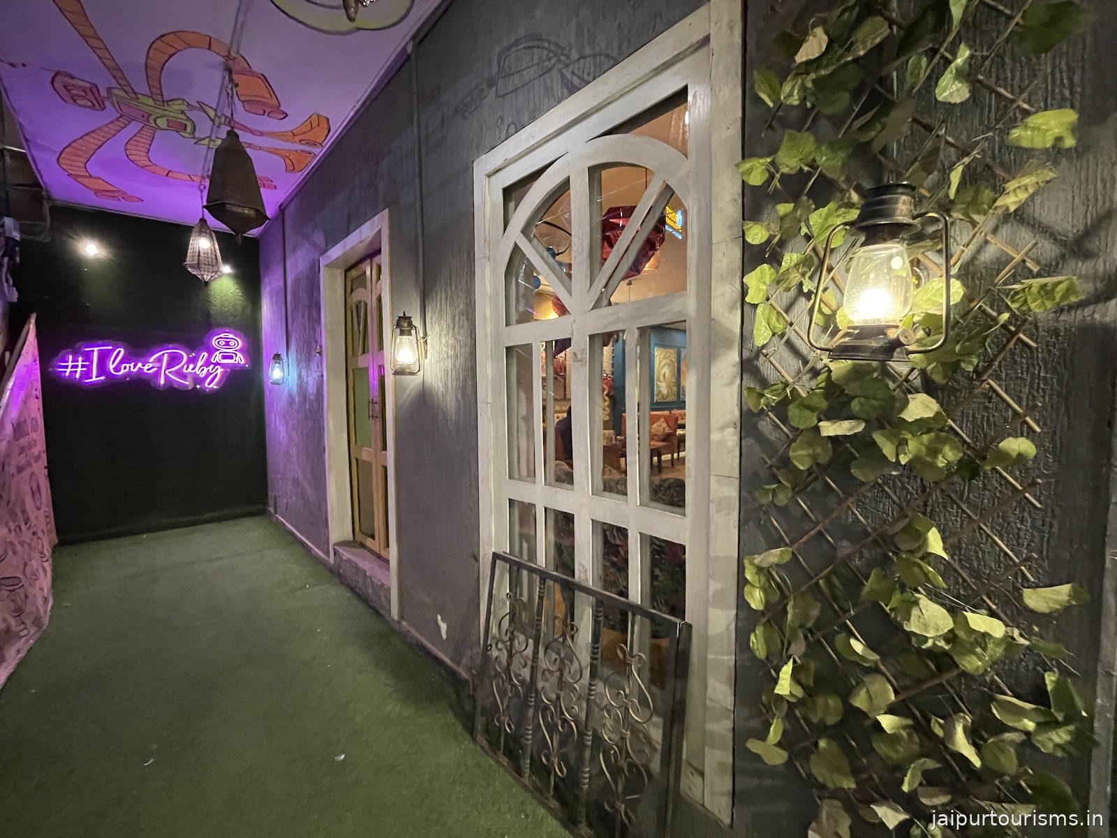 The Yellow House Robot Restaurant