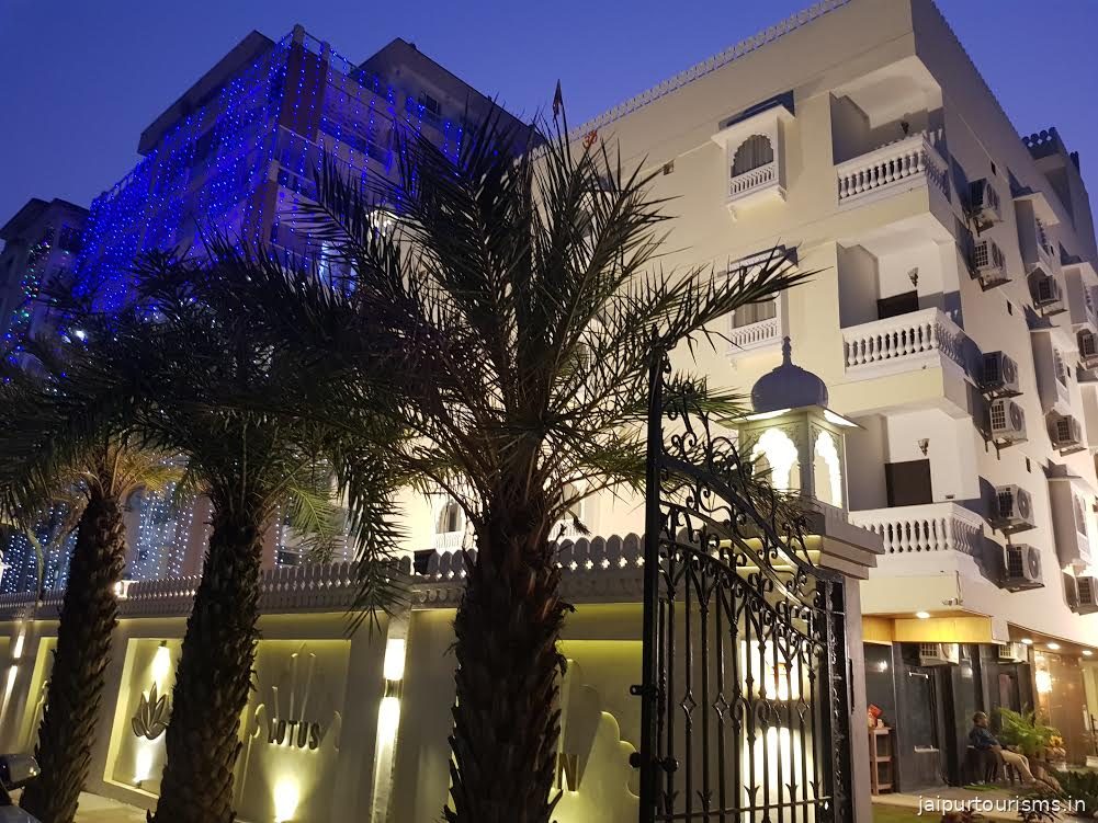 Hotel Grand Lotus Inn