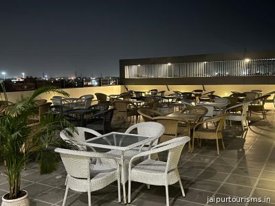 Hotel Giriraj Palace