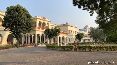 Hotel Khasa Kothi by RTDC