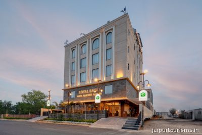 Hotel Royal Bagh - Banquet & Garden - All Pure Veg.