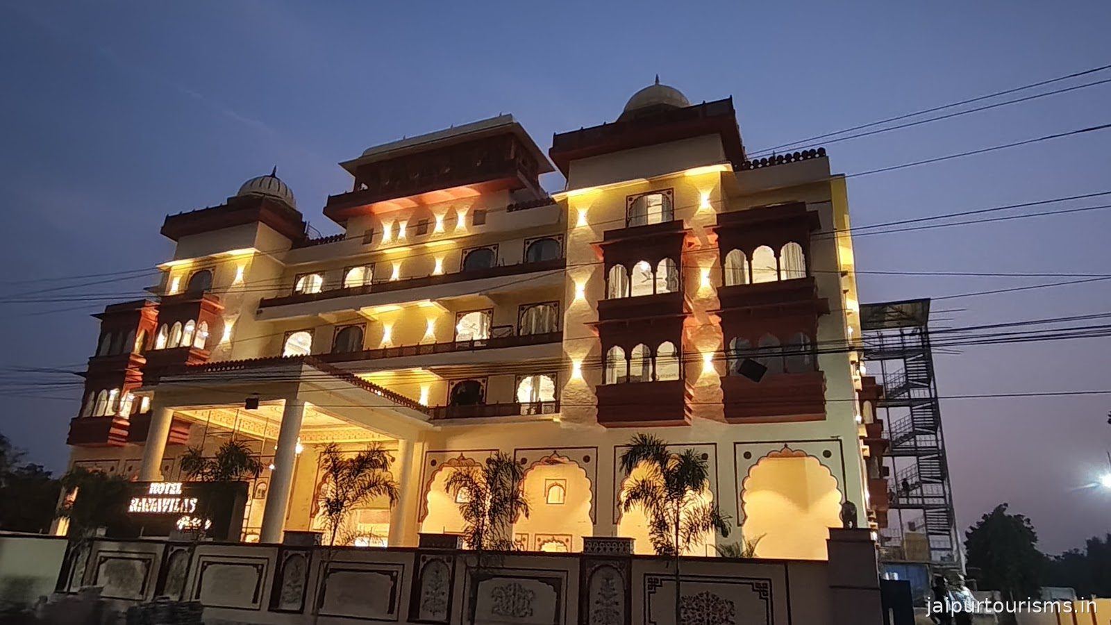 Hotel Ranavilas Palace