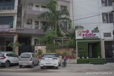 Mojo M Villa - Airport Boutique Hotel
