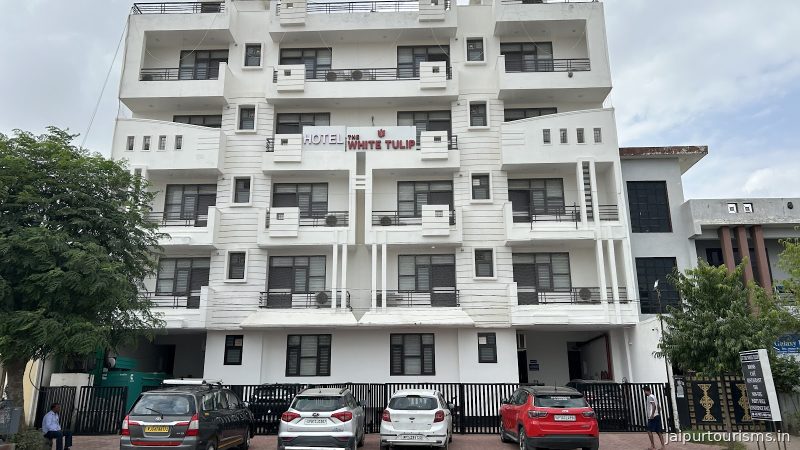 Hotel The White Tulip — Jaipur