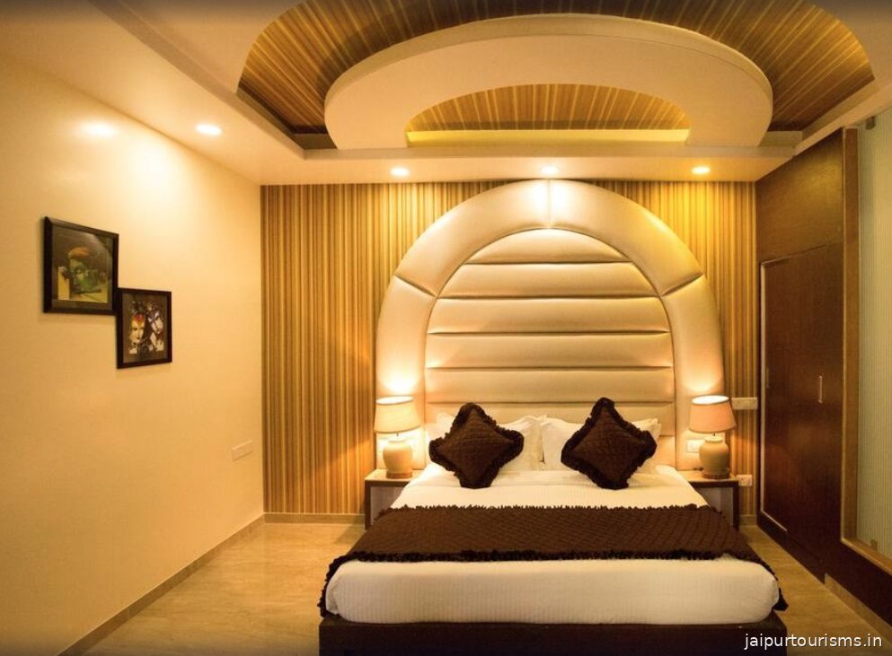 Hotel Grand Majestic-Bani Park