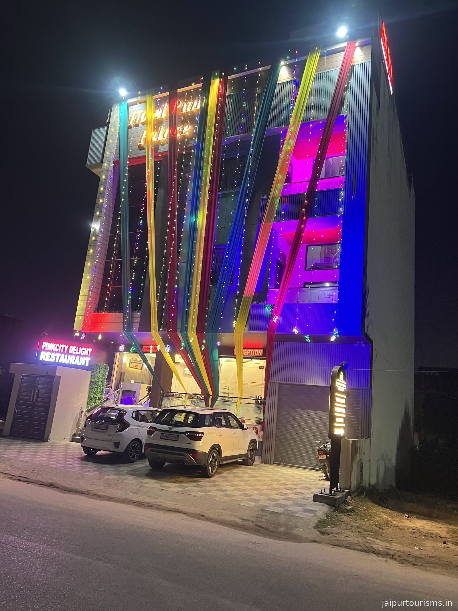 Hotel Punit palace