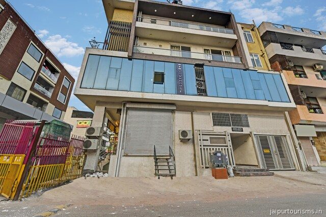 Hotel O The Circle Rajapark