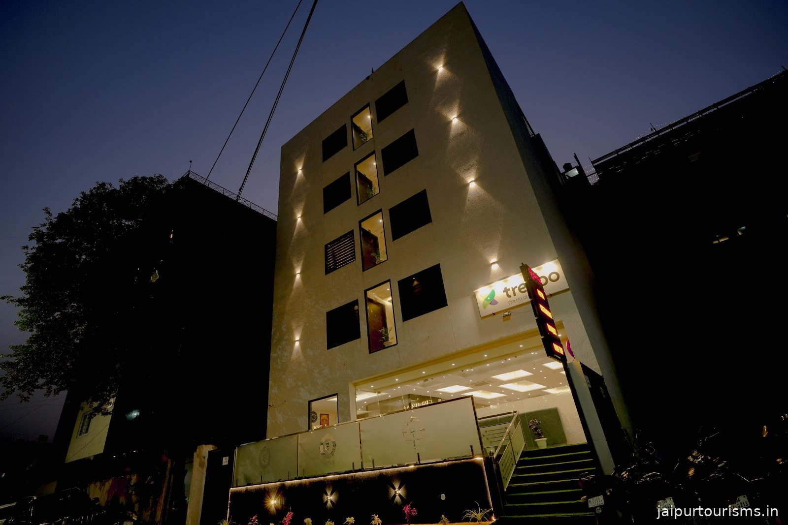 Hotel Sattva- A Boutique Hotel By Fabstays