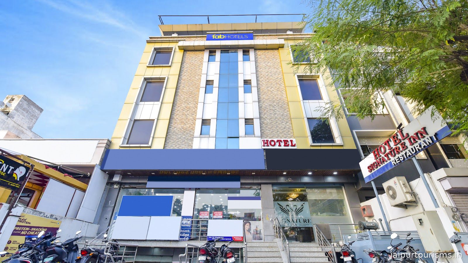 Fabhotel Signature Inn