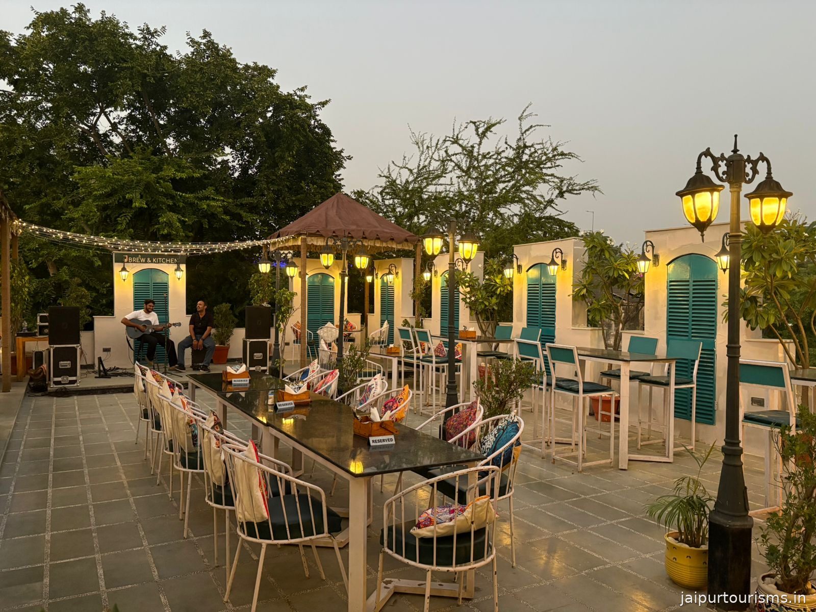 J Brew & Kitchen Rooftop Restaurant
