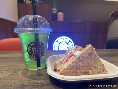 Mug life cafe
