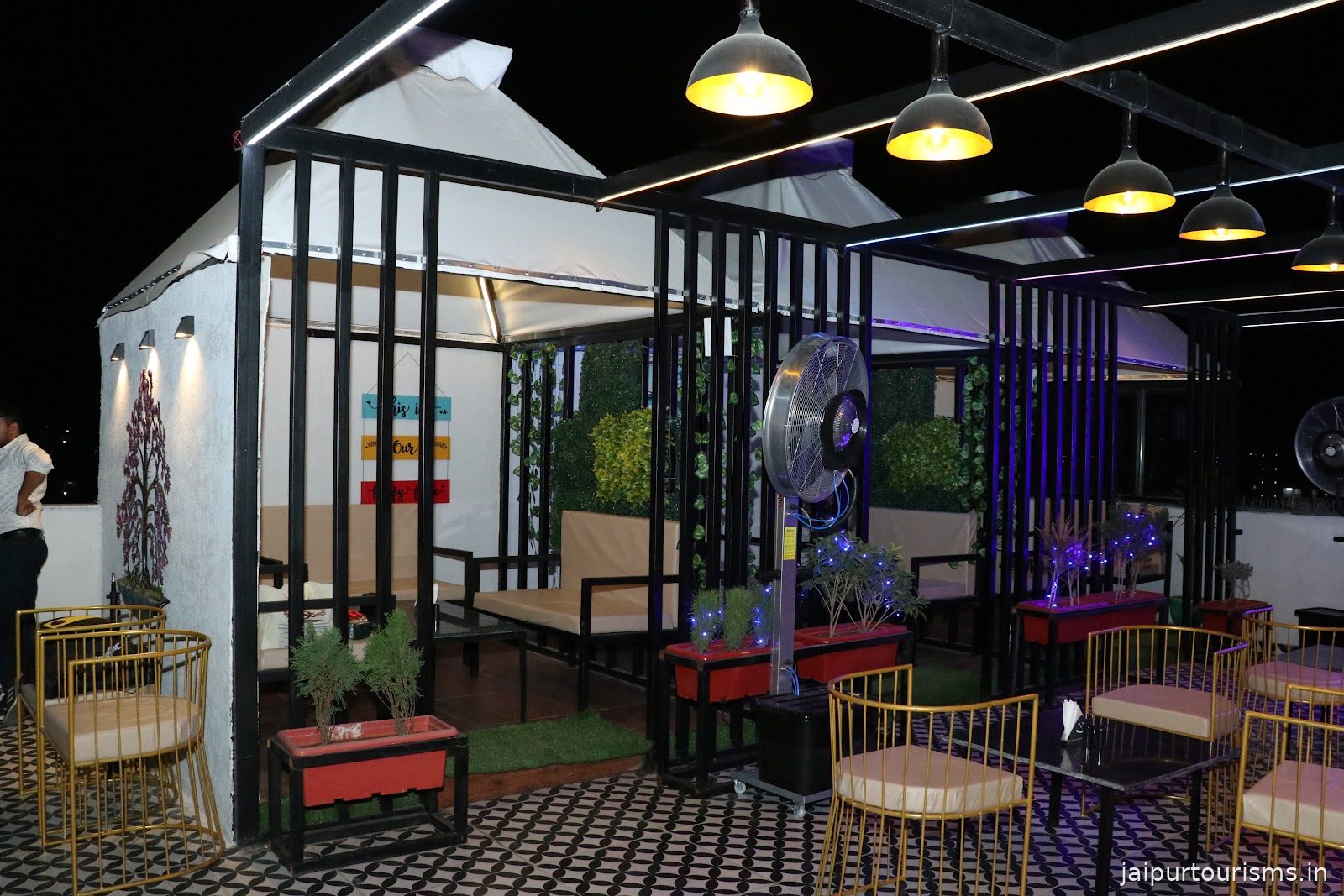 Aziel Multicuisine Rooftop Restaurant