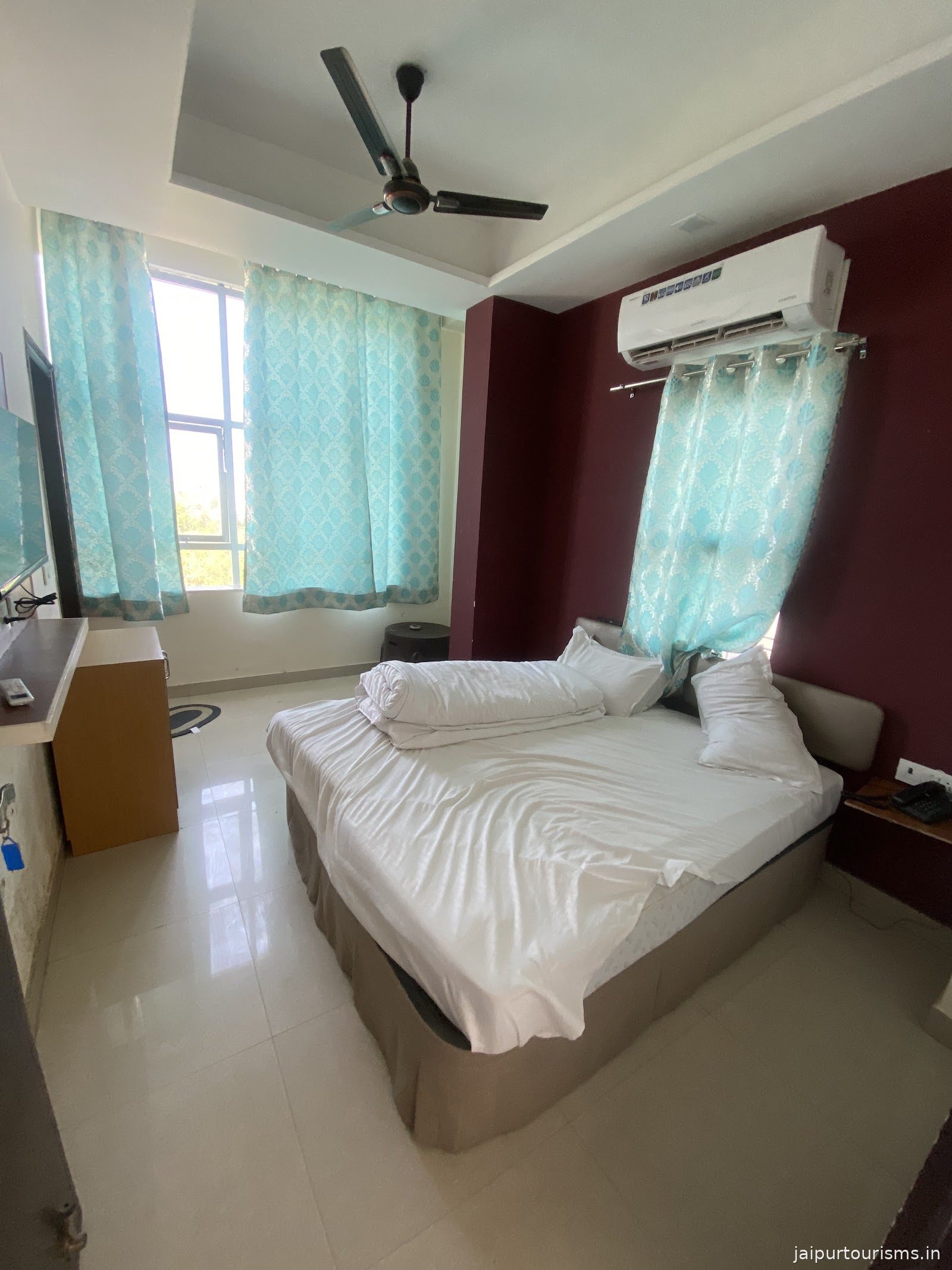 Hotel IRA Mansarovar Jaipur