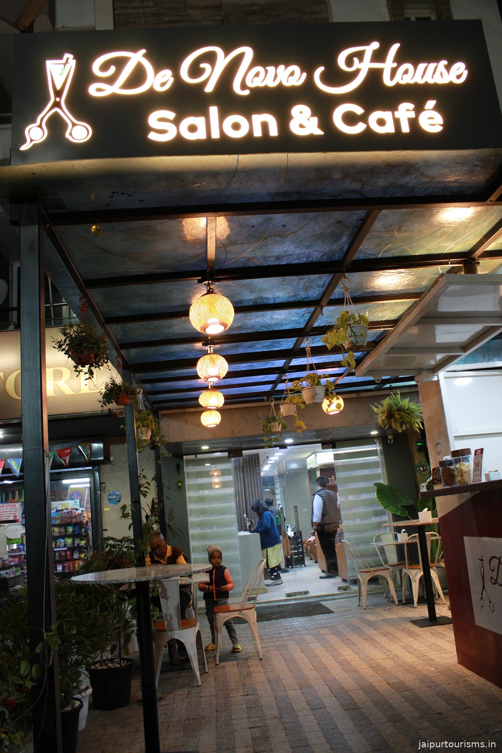 De Novo House Cafe