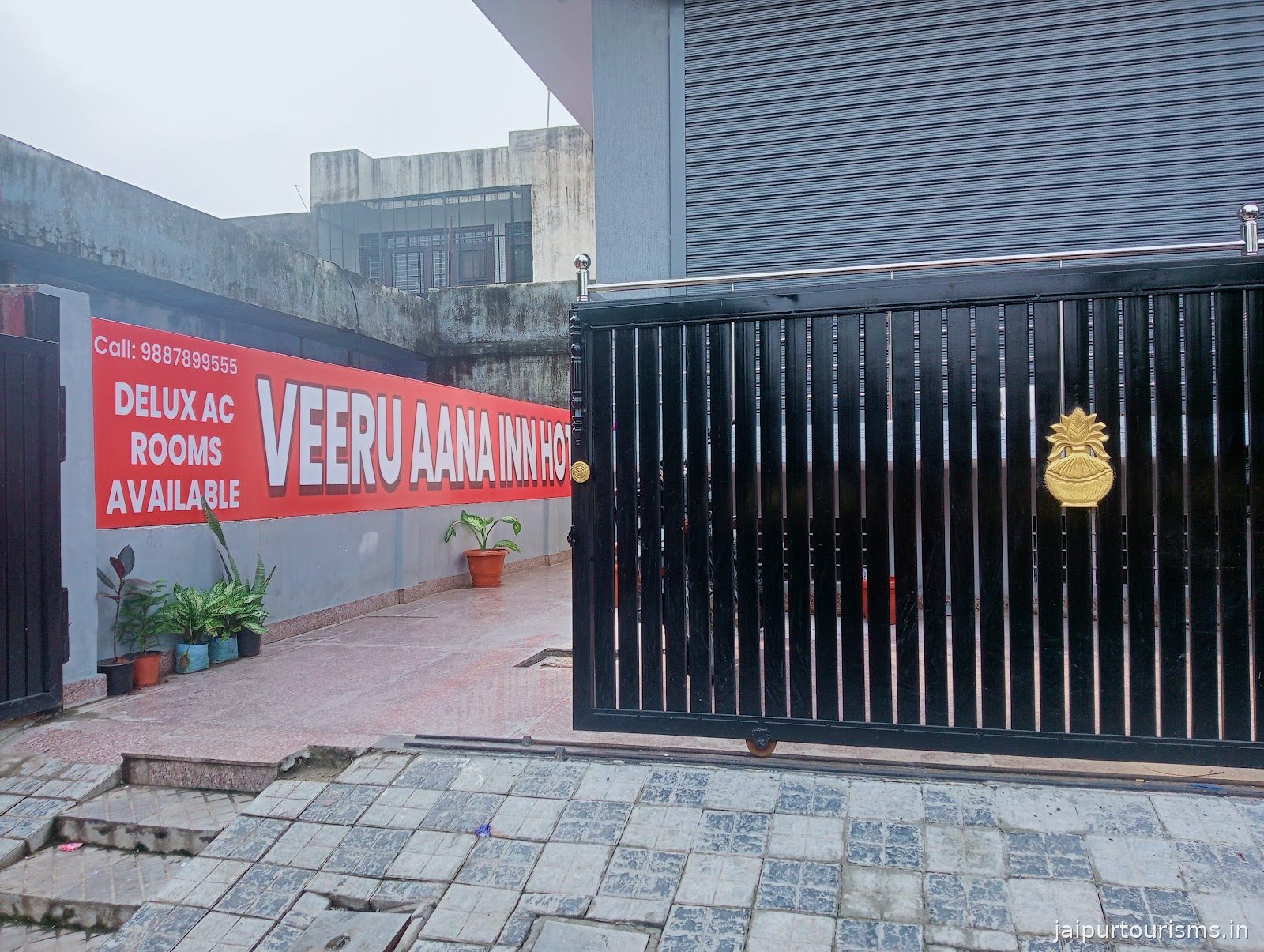 Veeru Aana Inn Hotel