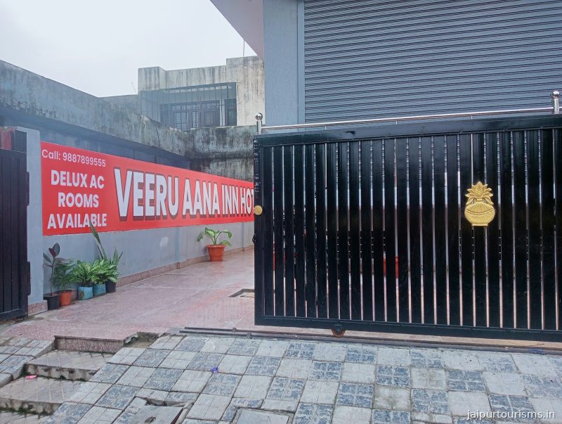 Veeru Aana Inn Hotel — Jaipur
