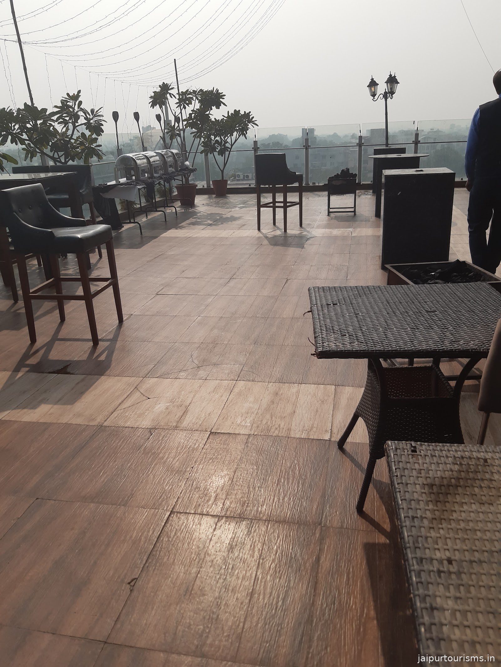 Polo Inn & Suites
