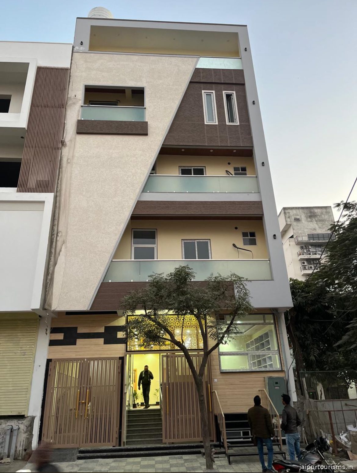 Sapphire Hospital and Research Centre