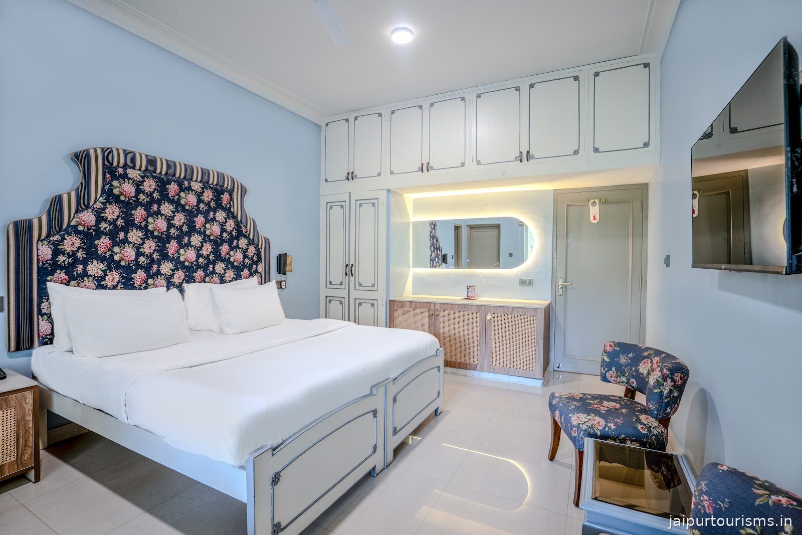Girisadan - A City Centre Boutique Hotel