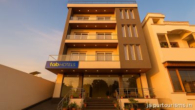 FabHotel 7th Crossing