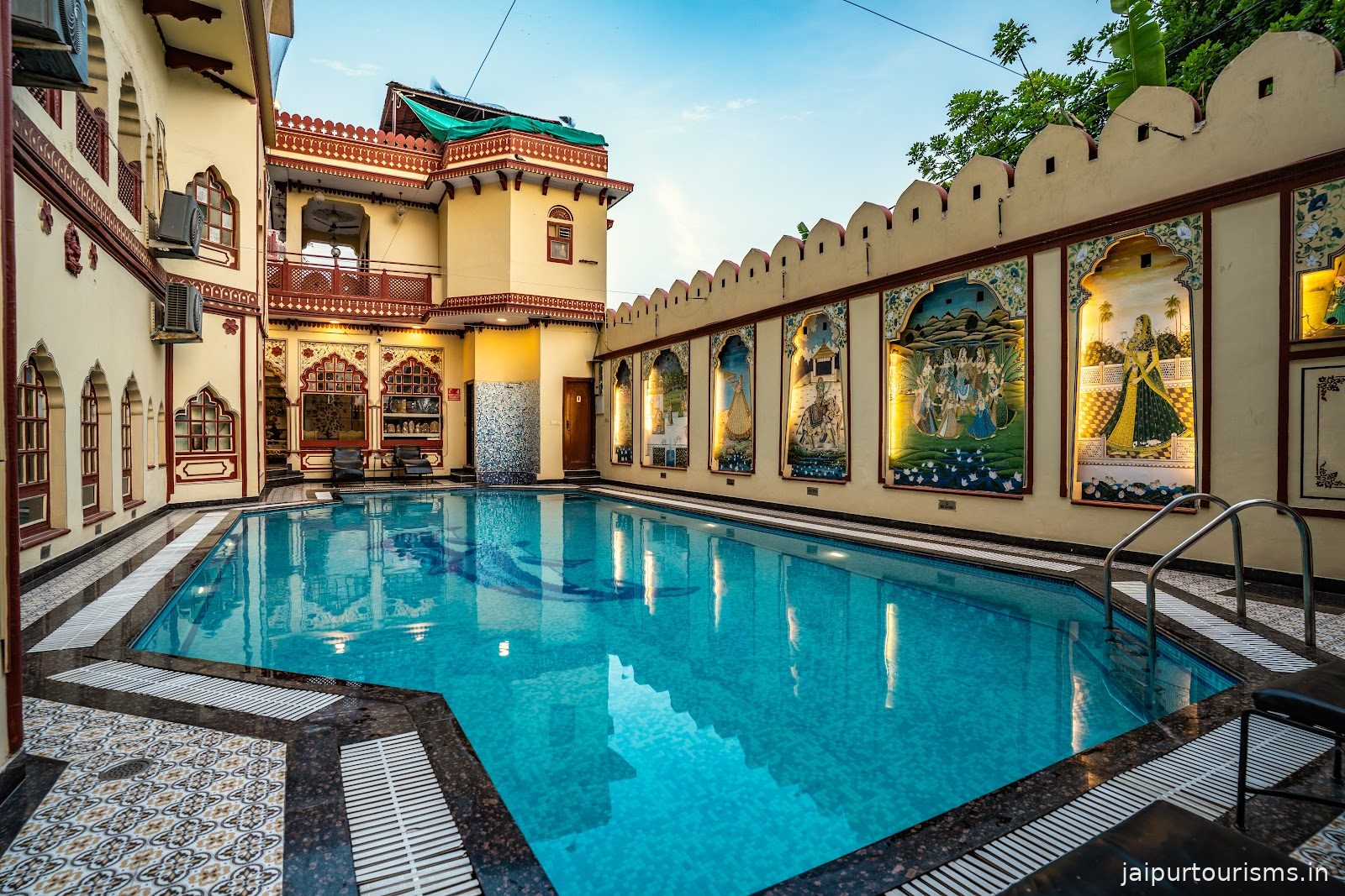 Umaid Bhawan-A Royal Heritage Style Boutique Hotel