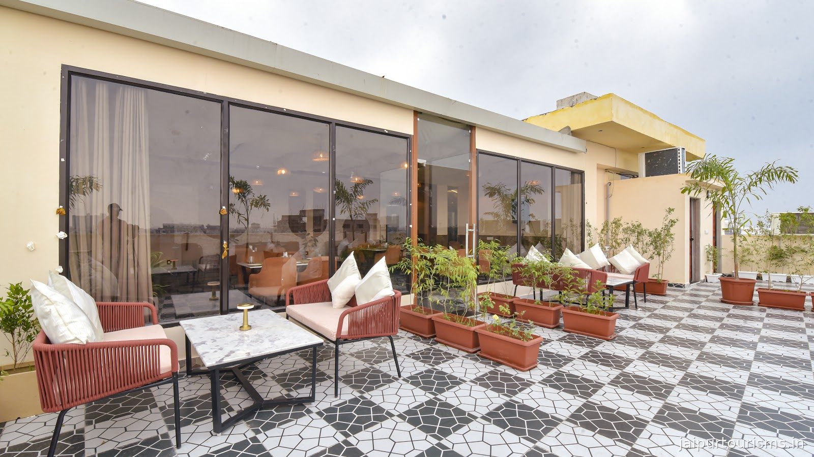 FabHotel Ajanta