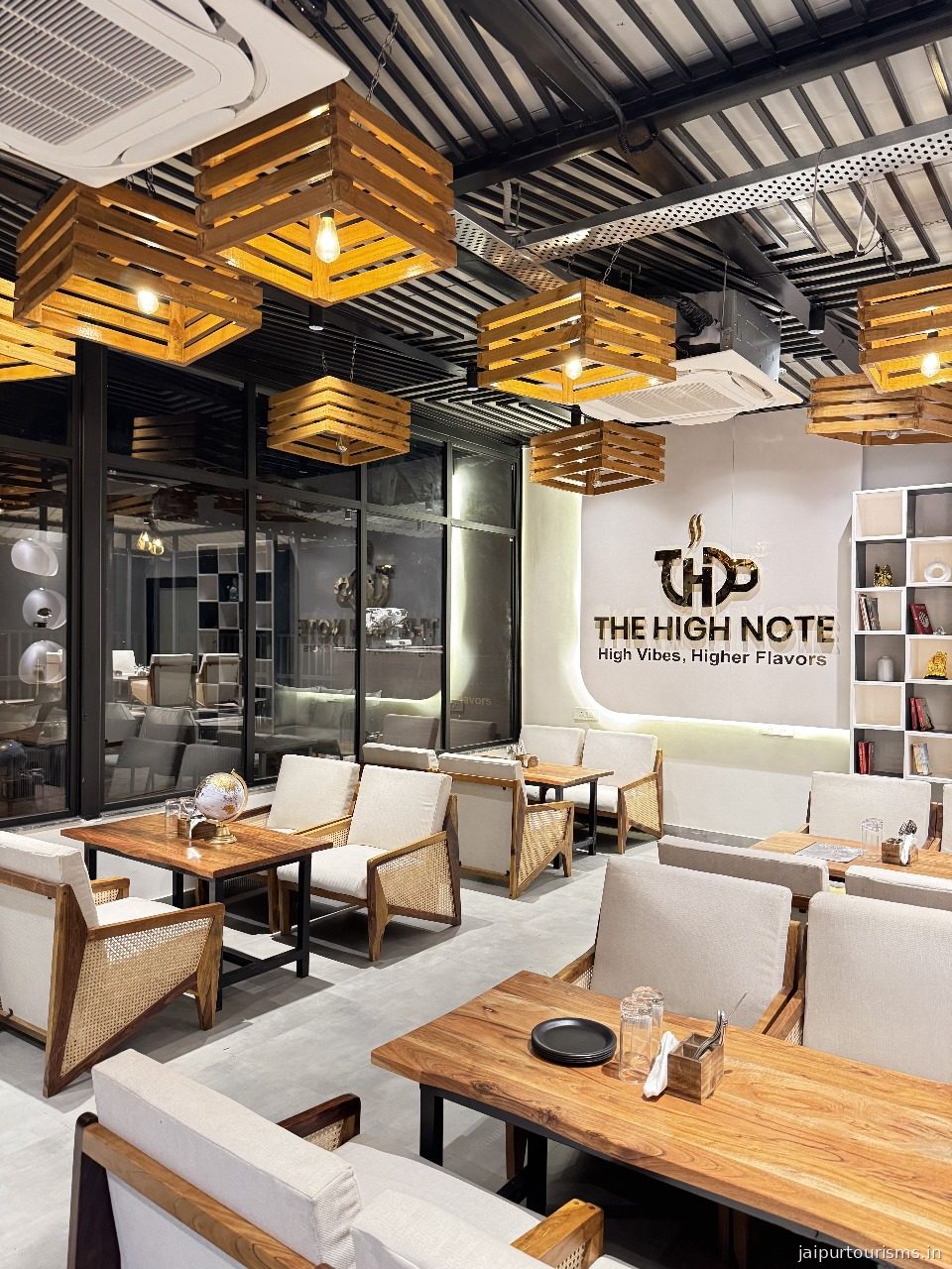 The High Note Café