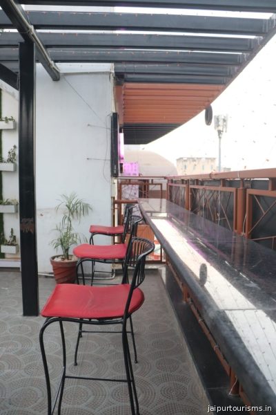 Downtown Cafe Lounge & Rooftop