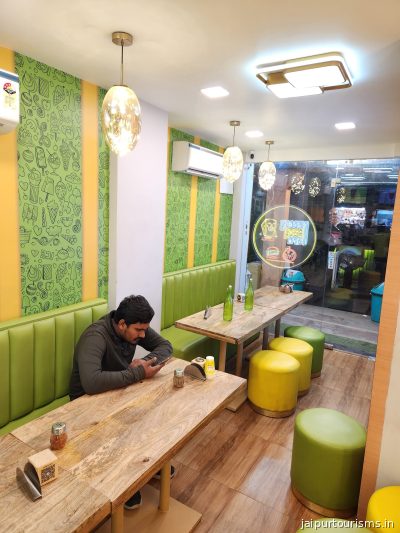 Cheesy Crazy cafe - Jaipur